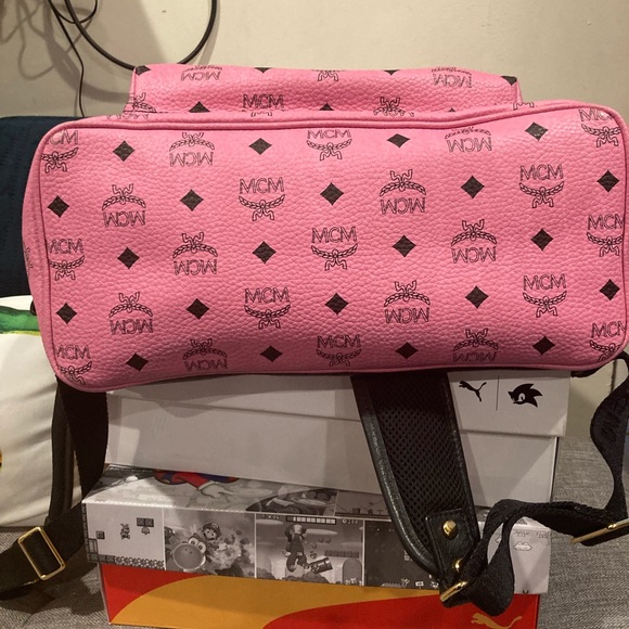 MCM large studded backpack - Picture 5 of 6